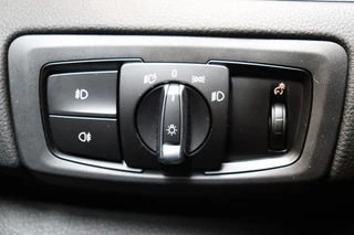 BMW 2 Series Active Tourer 218i Executive Automaat  / Trekhaak / Parkeersensoren / Stoelverwarming / Navigatie / Cruise Control / Bluetooth / Climate Control / LED / Sportstoelen / Multifunctioneel Stuurwiel / 17 Inch / 28
