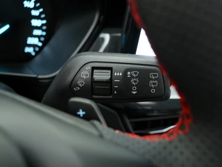 Ford Focus Wagon 1.0 EcoBoost Hybrid ST Line X Private lease €539 p.m. / 28