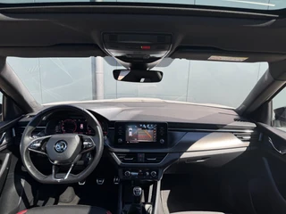 Skoda Kamiq 1.0 TSI Monte Carlo * Panoramadak * Parkeercamera * Navigatiesysteem * Keyless entry* / 4