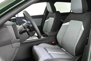 Opel Astra Electric 58 kWh Business Edition Automaat Facelift 360 Camera Stoelverwarming / 7