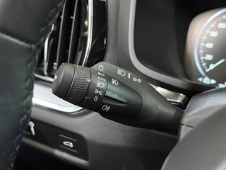 Volvo V60 2.0 B3 R-Design | Panoramadak | Harman Kardon | 360 Camera | Apple carplay & Android Auto / 30