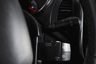 Renault Captur 1.2 TCe 120 PK Intens - Automaat  | Trekhaak | Cruise | Stoelverw. | PDC | NAV | ECC | LED | LM 17" | / 36