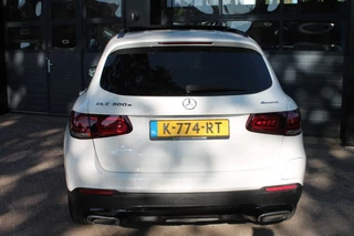 Mercedes-Benz GLC 300E 4Matic BNS SOL. AMG / 13