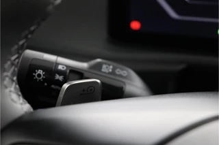 Kia EV6 Light Edition 63 kWh - SOH 99,7%  - Navigatie - Adaptive Cruise Control - Stoel/Stuur verwarming - Apple Carplay/Android Auto - Fabrieksgarantie tot 02-2032 / 39