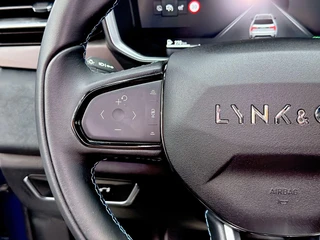 Lynk en Co 01 1.5 MY22 - Jong, compleet en comfortabel / 37