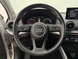Audi Q2 35 TFSI Pro Line Plus | Automaat | Adaptive Cruise | Stoelverwarming | CarPlay | Camera | Trekhaak / 15