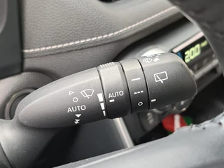 Toyota RAV4 2.5 Hybrid AWD Dynamic NWE. 4-SEASONS STOEL- & VOORRUITVERWARMING PDC V+A DIGITAL DISPLAY LED / 20