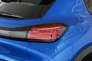 Peugeot 208 1.2 Hybrid 145 e-DCS6 GT Achteruitrijcamera Keyless Apple CarPlay / 20