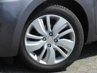 Suzuki Swift 1.2 Select AUTOMAAT Airco, All Season Banden, Camera, Apple Carpl/Android auto / 26