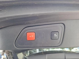 Peugeot 3008 SUV 1.6 HYbrid 225 EAT8 Automaat Road Trip Nav/Cam / 34