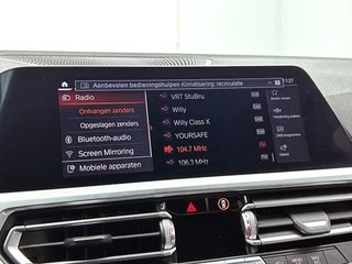 BMW 3-serie 320i Executive M sport | Automaat | Cruise control | CarPlay | Camera | Parkeersensoren / 17