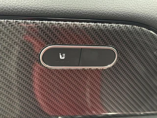 Mercedes B-klasse 180 Business Solution AMG|WideScreen|Carplay|Pano|Carplay|Trekhaak| / 19