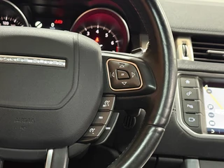 Land Rover Range Rover Evoque 2.0 Si4 HSE Dynamic Panorama | Leder | Camera | LED | Trekhaak | 4WD | Stoelverwarming | NAP | / 33