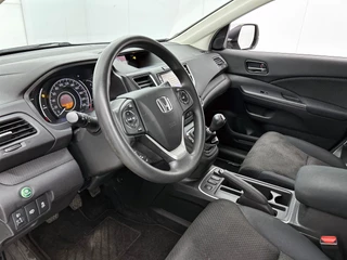 Honda CR-V 2.0 S | Cruise control | Stoelverwarming | Navigatie | Camera | Trekhaak / 12