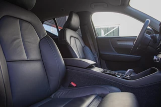Volvo XC40 2.0 B4 Inscription Leder|Keyless|DAB+|LED / 10