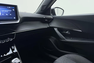 Peugeot 2008 1.2 Turbo 100 Allure | Apple carplay/Android auto | Automatische Airco | Cruise control | Parkeersensoren V+A | Lichtmetalen velgen 17'' | / 28