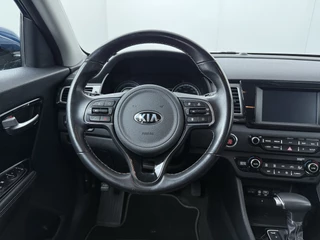 Kia Niro 1.6 GDi Hybrid Style Edition  - Adaptief Cruise Control - Climate Control - Navigatie - Apple/Android Carplay - Virena Zekerheidspakket €895 / 38