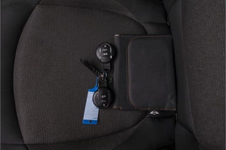 MINI Countryman Mini 1.5 Cooper S E ALL4 Chili  | SOH 99% | Pano | Head-up / 42
