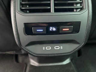 CUPRA Leon 1.4 e-Hybrid VZ Business PHEV | Stoel/Stuur Verwarming Carplay Keyless Camera / 14