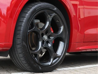 Alfa Romeo Stelvio 2.0 T AWD Veloce  | Leder | H/K | ACC | 21'' / 10
