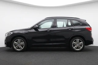 BMW X1 xDrive25e M Sport 220PK Leder | HUD | Dealeronderhouden / 2