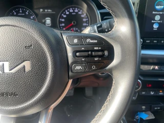 Kia Stonic 1.0 T-GDi MHEV DynamicPlusLine | Automaat | Climate Control | Cruise Control | Camera | Navigatie | Privacy Glass | / 14