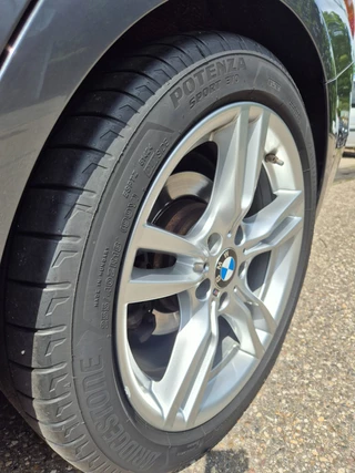 BMW 3-serie Touring M Sport High Ex Panorama A CarPlay Keyless Virtual dash Camera 320i High Executive / 39