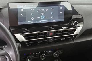 Citroen Ë-C4 X Feel 50 kWh Climate Control Apple CarPlay 18" / 22