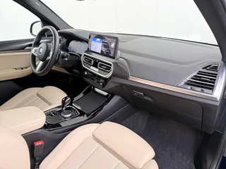 BMW X3 xDrive30e / 42