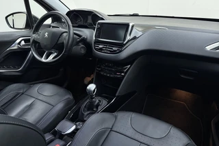Peugeot 2008 1.2T 130pk GT-line / 18