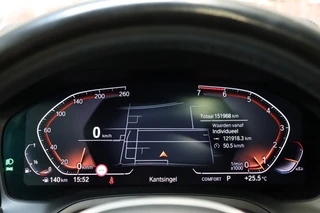 BMW 3 Serie Sedan 330i Executive M Sport Pakket Automaat  / Live Cockpit Professional / Schuif-/kanteldak / Sportstoelen / Achteruitrijcamera / Active Cruise Control met Stop en Go-functie / 19 Inch / Hifi / M Sportremsysteem / Leder / Shadow Line / Neerklapbare Achterbank / Extra Getint Glas / 28