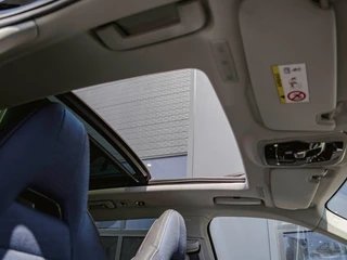 Lynk & Co 01 1.5 Black Edition Panoramadak|360° Camera|ACC|Stoelverwarming|Navi|Carplay / 10