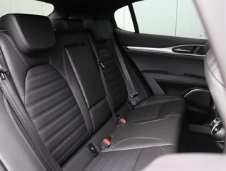 Alfa Romeo Stelvio 2.0 T AWD Veloce  | Leder | H/K | ACC | 21'' / 30