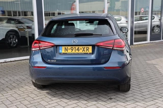 Mercedes A-klasse 180 Business Solution AMG|Automaat|Camera|Stoelverw.|Navi| / 32