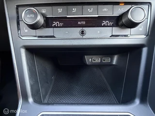 Volkswagen Polo 2.0 TSI GTI DSG TOPSTAAT! CLIMA*CARPLAY*ADABCR*ACC*STOELVERW*ENZV.. / 50