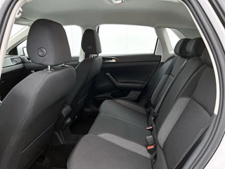 Volkswagen Polo 1.0 TSI Life | Adaptive Cruise | CarPlay | Parkeersensoren / 24