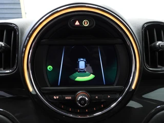 MINI Countryman 1.5 One NAVI/LEER/EL.KLEP/LED/16"LMV! / 9