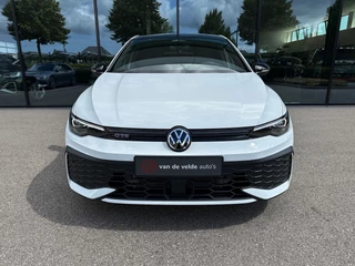 Volkswagen Golf 1.5 eHybrid GTE 272pk Head up | Black Style | IQ light | 360 Camera | Rijklaar incl. garantie / 35