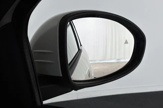 Fiat 500 3+1 Icon 42 kWh SOH 97% Achteruitrijcamera Apple CarPlay Stoelverwarming / 24