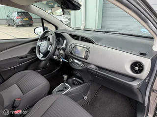 Toyota Yaris 1.5 Hybrid Dynamic / Invalide Auto / Cam / Navi / 27