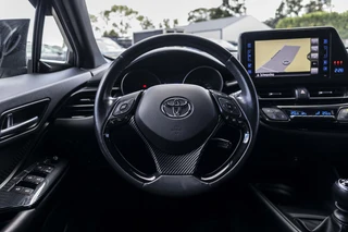 Toyota C-HR 1.2 Urban  | Trekhaak | Camera | NL Auto / 8