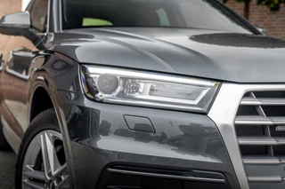 Audi Q5 2.0 TFSI Quattro Sport S Line Edition 252 PK Aut. Pano Stoelverwarming Xenon 19'' / 18