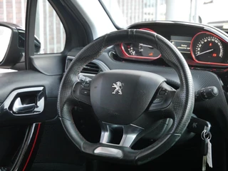 Peugeot 2008 1.2 PureTech GT-line | 110PK | Trekhaak | Achteruitrijcamera | 17 inch lichtmetalen velgen | Apple carplay/Andriod auto | Dakrails | Climate control | Cruise control / 15