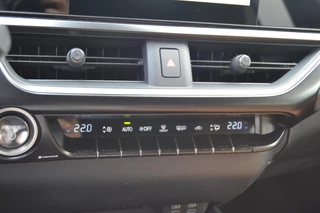 Lexus UX 250h F Sport Design NL-AUTO FACELIFT STOELVERW TRIPLE-LED / 27