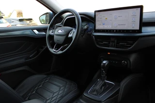 Ford Focus Wagon 1.0 EcoBoost Hybrid Active X  | Leder! | Adaptieve cruise | Trekhaak | Camera | BLIS / 7
