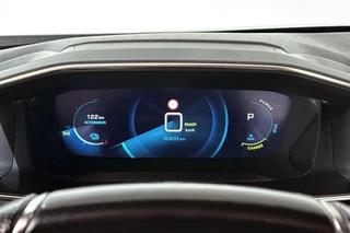 Peugeot e-2008 EV GT 50 kWh Achteruitrijcamera Apple Carplay Dodehoek LED Koplampen / 12