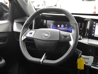 Opel Frontera 1.2 Turbo Hybrid GS 7p. | Van €36700,- voor €29950,- | Nieuwe auto | Automaat | Stoel & Stuurverwarming | Draadloze telefoonlader | Climate control | Cruise control | Led verlichting | 17 inch lichtmetalen velgen / 23