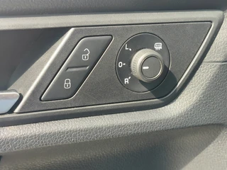 Volkswagen Caddy 1.0 Tsi Basic 102 PK 7 persoons  Rijklaar + 12 maanden Bovag-garantie Henk Jongen Auto's in Helmond,  al 50 jaar service zoals 't hoort! / 16