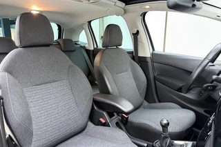 Citroen C3 1.2 82pk Exclusive | Zenith voorraam | Parkeersensoren | Cruise Control | Navi | Climate Control | Lichtmetalen velgen / 11
