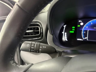 Toyota Yaris 1.5 Hybrid 115 First Edition/ NL auto/ Automaat/ Achteruitrijcamera / 16